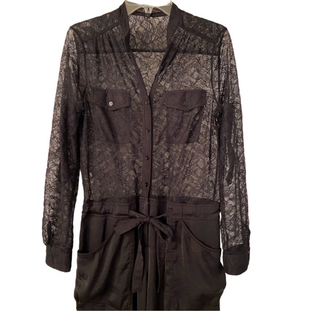 BCBGMAXAZRIA WOMEN BLACK PANT JUMPSUIT MEDIUM LACE TOP/SILKY PANT. SIZE MEDIUM